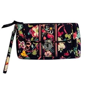 Vera Bradley smartphone wristlet